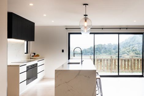 Photo of property in 193 Pinchgut Road, Kaukapakapa, 0873