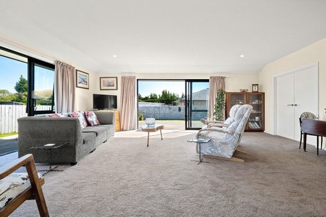 Photo of property in 11 Mallard Drive, Waihola, Outram, 9073