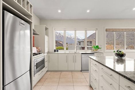 Photo of property in 1033 Frankton Road, Frankton, Queenstown, 9300