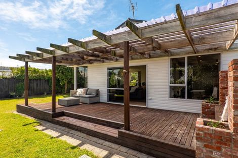 Photo of property in 464 Marine Parade, South New Brighton, Christchurch, 8062