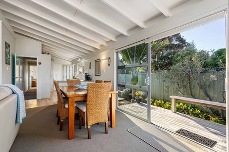 Photo of property in 103 Kotuku Street, Whangamata, 3620