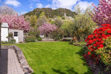 Photo of property in 33 Wiltshire Street, Arrowtown, 9302