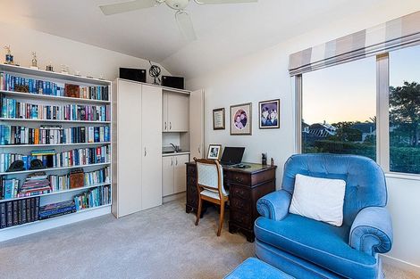 Photo of property in 3/284 Lake Road, Hauraki, Auckland, 0622