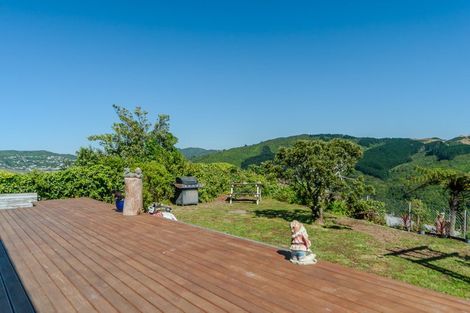 Photo of property in 28 Huntingdon Street, Northland, Wellington, 6012