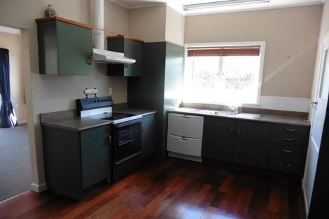 Photo of property in 4 Anderson Road, Taradale, Napier, 4112