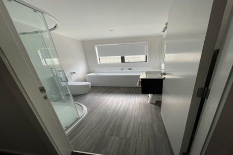 Photo of property in 42 Karearea Avenue, Kenepuru, Porirua, 5022