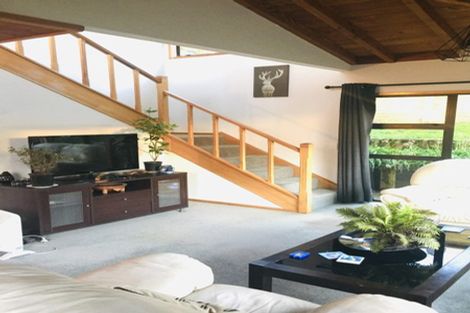 Photo of property in 1/86 Waimumu Road, Massey, Auckland, 0614