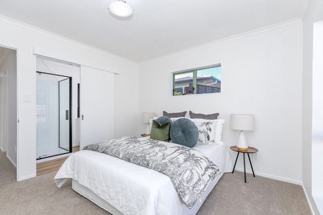 Photo of property in 11a Mahana Road, St Andrews, Hamilton, 3200