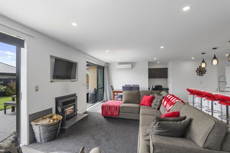 Photo of property in 52 Shadbolt Lane, Rolleston, 7614