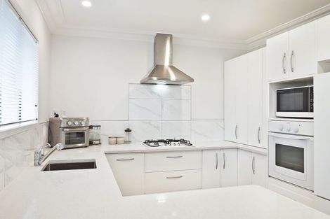 Photo of property in 2/403 Hibiscus Coast Highway, Orewa, 0931
