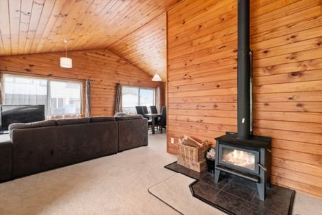 Photo of property in 25 Okona Crescent, Ngongotaha, Rotorua, 3010