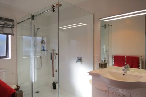 Photo of property in 64 Mary-ellen Place, Coromandel, 3506