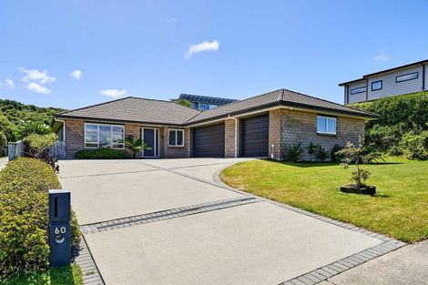 Photo of property in 60 Aotea Drive, Aotea, Porirua, 5024