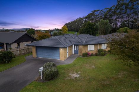Photo of property in 3 Bransley Grove, Katikati, 3129