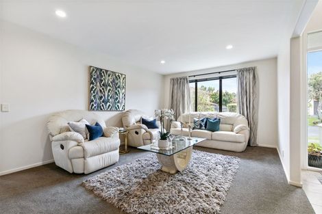 Photo of property in 27 Coachman Drive, Flat Bush, Auckland, 2016