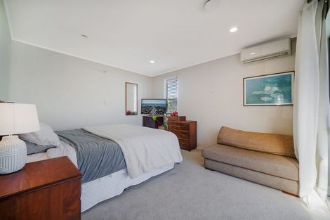 Photo of property in 22 Muir Avenue, Mangere Bridge, Auckland, 2022