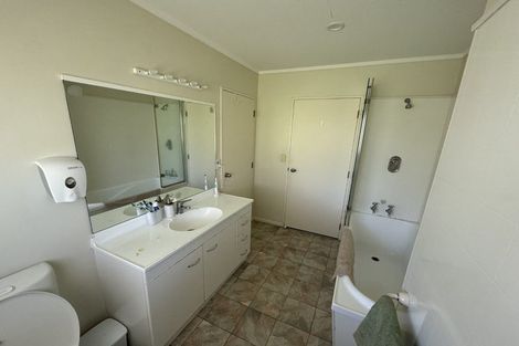 Photo of property in 24 Tutanekai Street, Paraparaumu, 5032