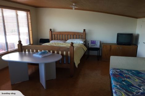 Photo of property in 103 Cashmere Bay Road, Moana, 7875