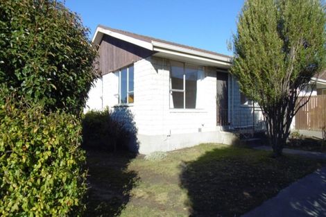 Photo of property in 2/27 Juniper Place, Burnside, Christchurch, 8053