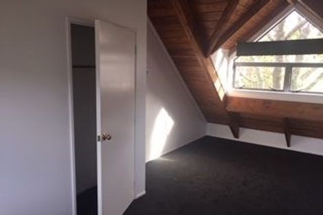 Photo of property in 1/22 Valecrest Place, Bayview, Auckland, 0629