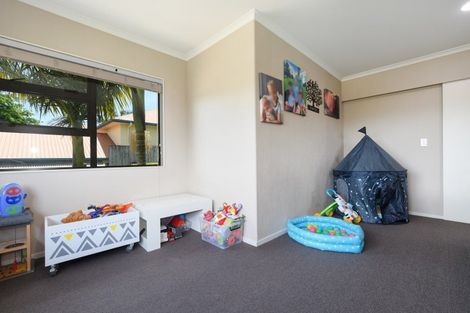 Photo of property in 32 Cotswold Place, Ohauiti, Tauranga, 3112