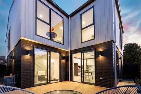 Photo of property in 61b Marendellas Drive, Bucklands Beach, Auckland, 2014