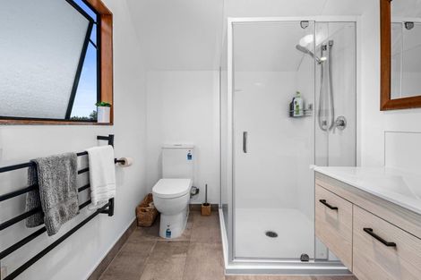 Photo of property in 43 Thelma Place, Lynmore, Rotorua, 3010