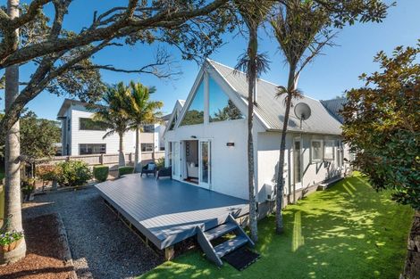 Photo of property in 2/68 Norwood Road, Bayswater, Auckland, 0622