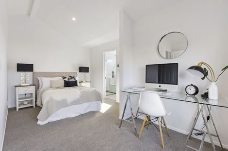 Photo of property in 6 Thirlmere Rise, Northpark, Auckland, 2013