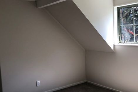 Photo of property in 4/102b Manuka Road, Bayview, Auckland, 0629