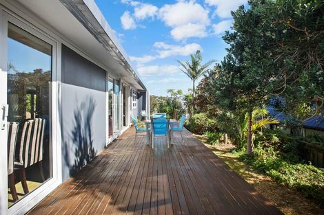 Photo of property in 15a Sea View Terrace, Cockle Bay, Auckland, 2014