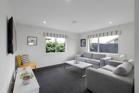 Photo of property in 15 Koareare Avenue, Halswell, Christchurch, 8025