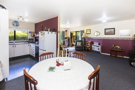 Photo of property in 39b Gemstone Drive, Birchville, Upper Hutt, 5018