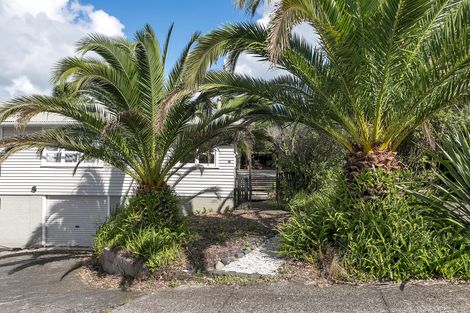 Photo of property in 77 Royal Road, Massey, Auckland, 0614