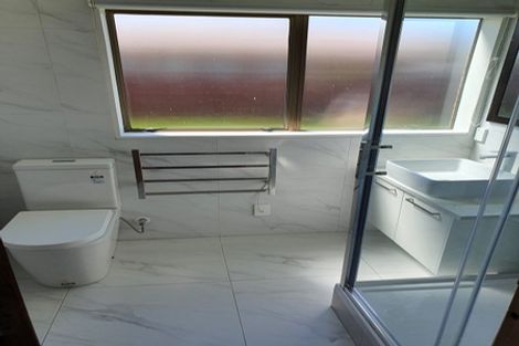 Photo of property in 1/30 Vivian Wilson Drive, Eastern Beach, Auckland, 2012