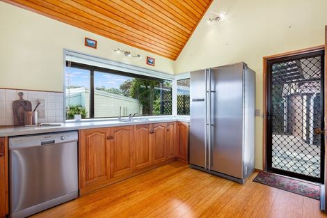 Photo of property in 45 Moana Road, Plimmerton, Porirua, 5026