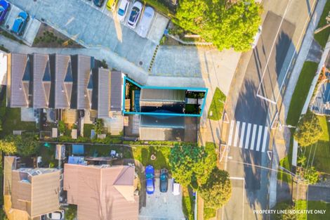 Photo of property in 2 Wharara Lane, Massey, Auckland, 0614