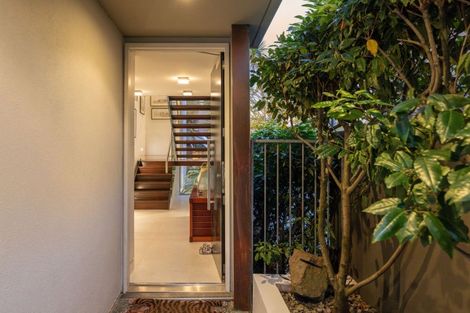 Photo of property in 19 Kilmore Street, Christchurch Central, Christchurch, 8013