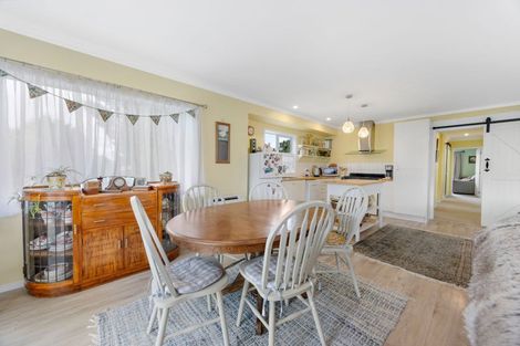 Photo of property in 1 Ataahua Place, Featherston, 5710