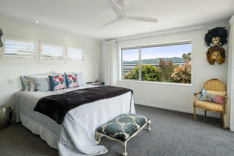 Photo of property in 7 Riverside Place, Katikati, 3129