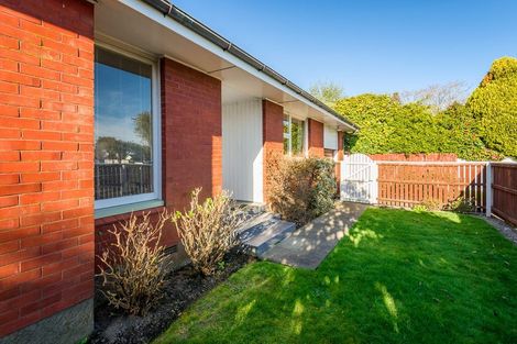 Photo of property in 12 Brackendale Place, Burnside, Christchurch, 8041