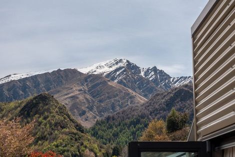 Photo of property in 59 Mcdonnell Road, Arrowtown, 9302