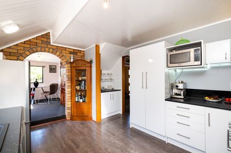 Photo of property in 17 Pukeko Place, Westshore, Napier, 4110