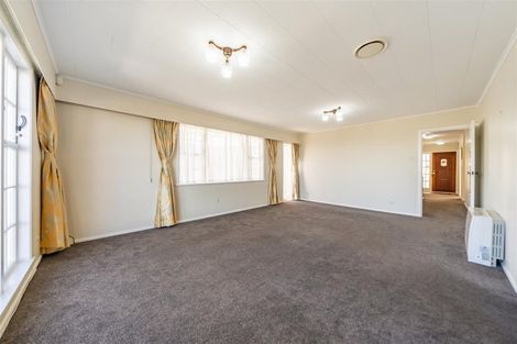 Photo of property in 24 Cypress Drive, Maungaraki, Lower Hutt, 5010