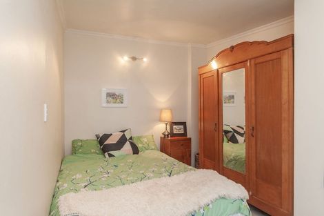 Photo of property in 8 Hoggard Street, Vogeltown, Wellington, 6021