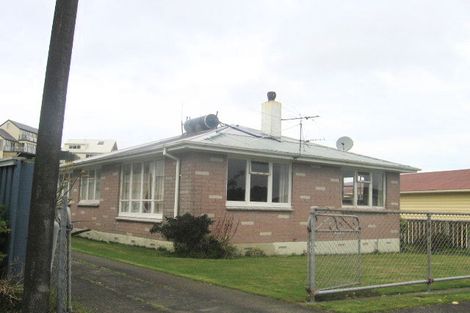 Photo of property in 5 Clematis Grove, Maungaraki, Lower Hutt, 5010