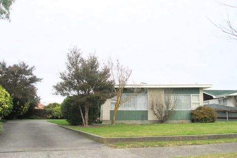 Photo of property in 8 Upham Crescent, Taradale, Napier, 4112