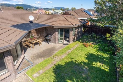 Photo of property in 19 Hadleigh Court, Paraparaumu, 5032