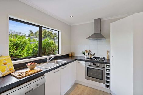 Photo of property in 10 Sackville Street, Martinborough, 5711