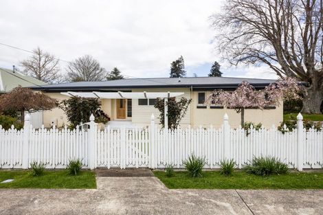 Photo of property in 36 Grey Street, Cambridge, 3434